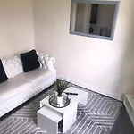 Vogue Apartments